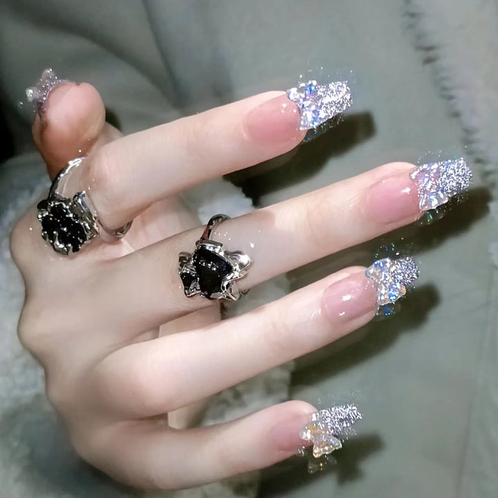 Glamouröse 3D Nagelkunst Karnz
