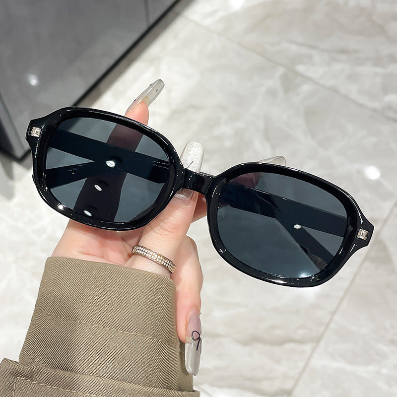 Damen Modische Sonnenbrille im Retro-Stil Karnz