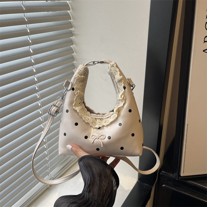 Dekorativer Handtasche mit Spitzenrand und Punkte-Muster