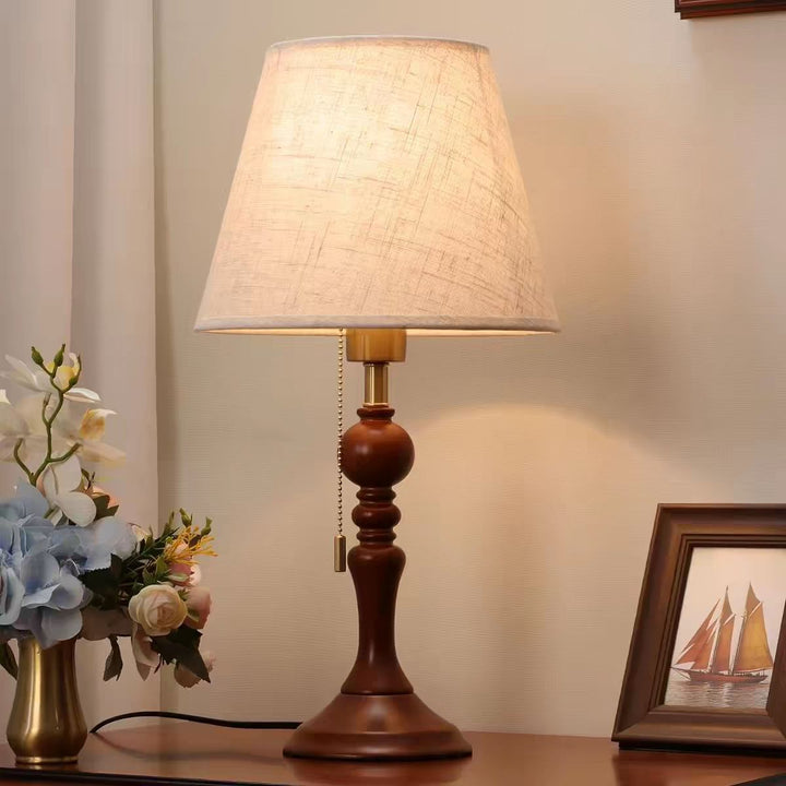 Vintage-inspirierte dekorative Tischlampe