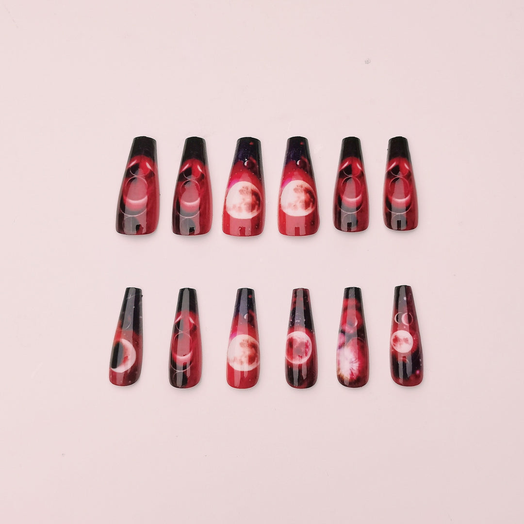 Galaktisches Nageldesign Karnz