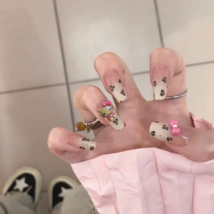 Verspielte Kunstfingernägel mit Niedlichen Tiermotiven Karnz
