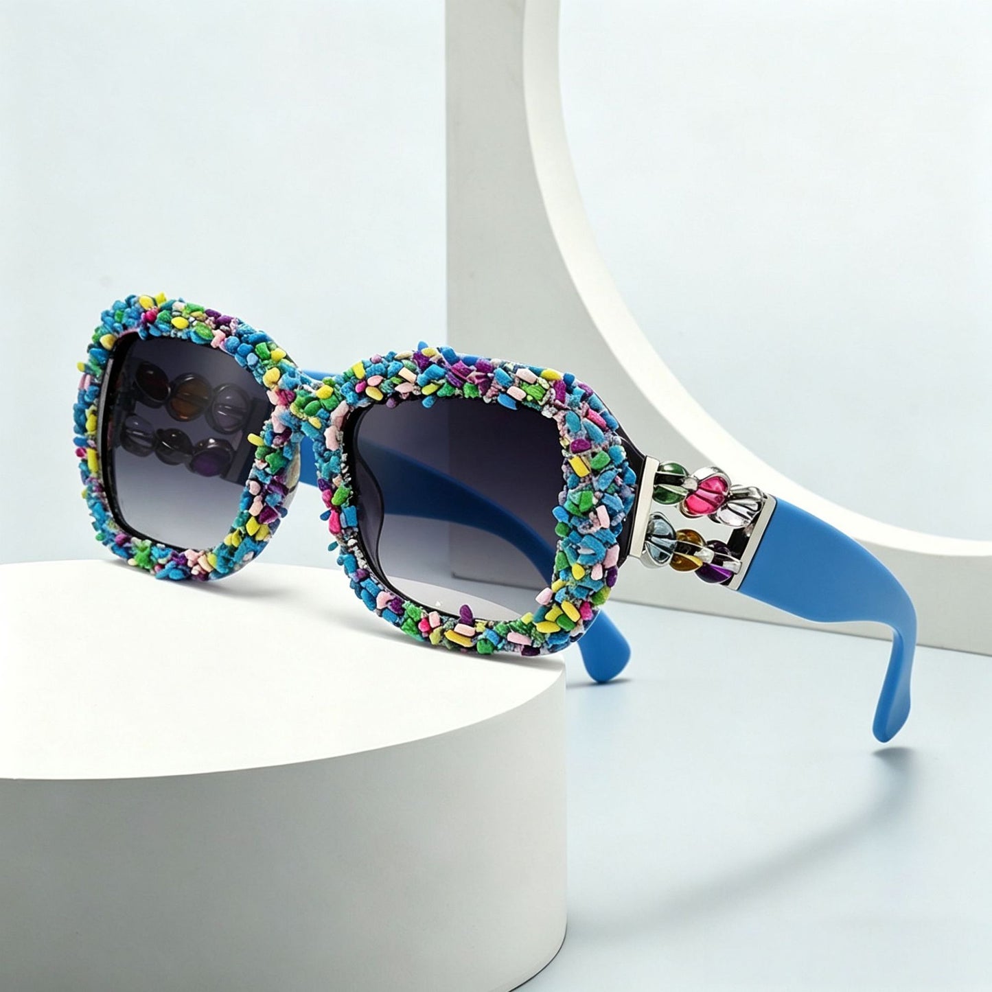 Damen Sonnenbrille mit kreativem Süßigkeitenbesatz Karnz