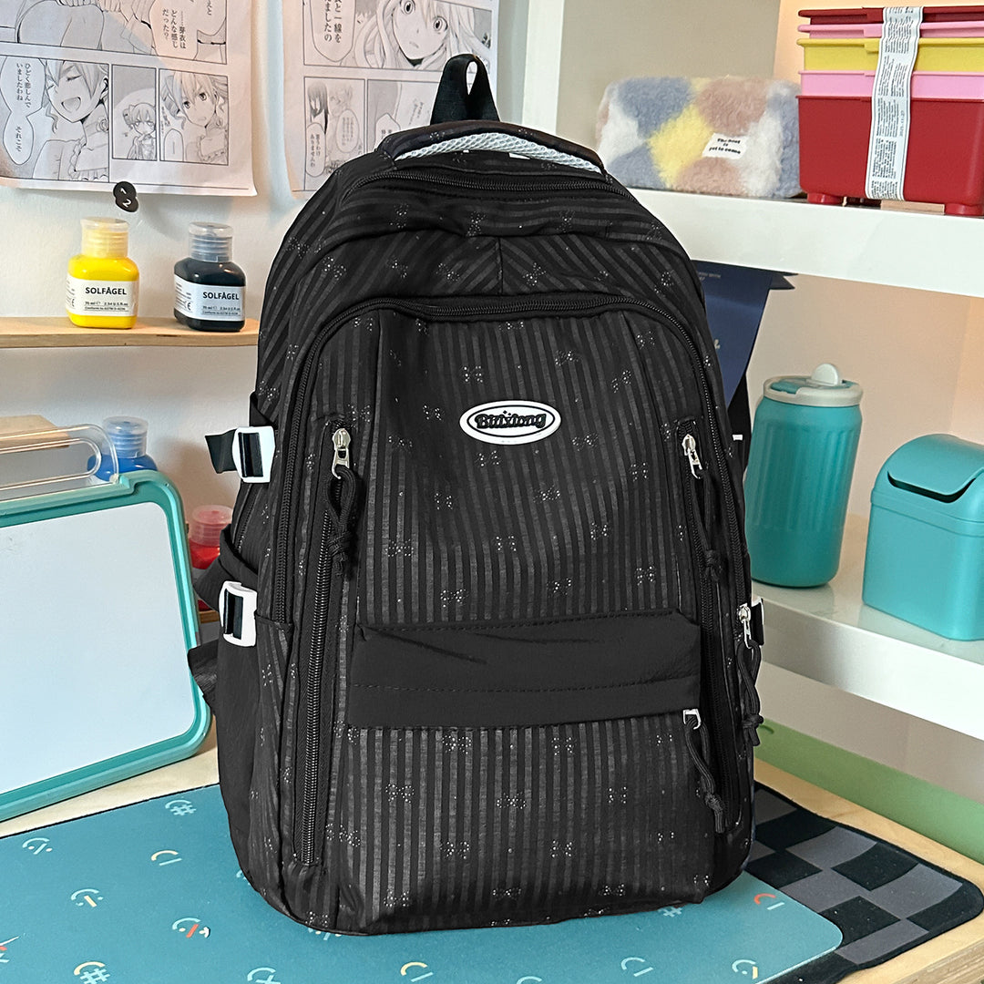 Stylische gestreifte Rucksack Karnz