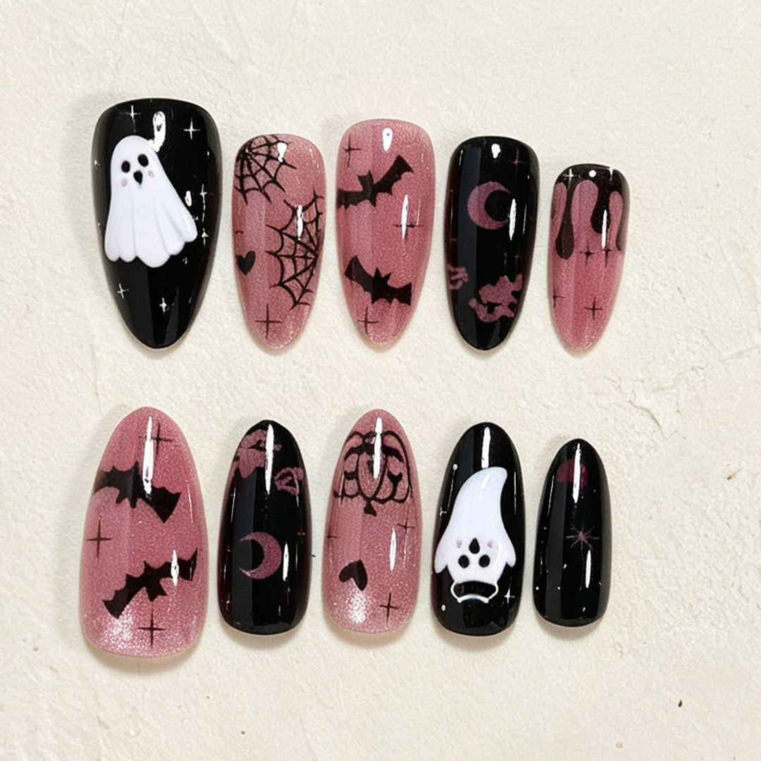 Dekorative Nagelkunst Karnz