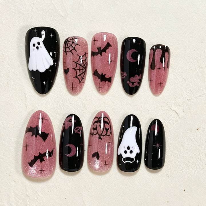 Dekorative Nagelkunst Karnz