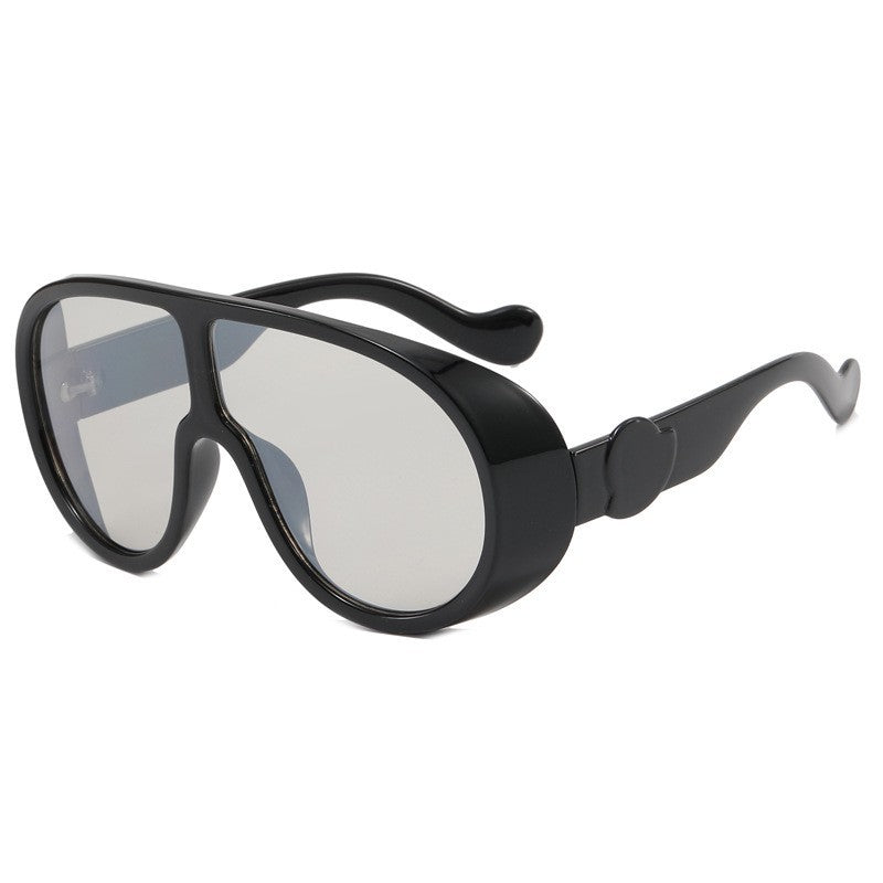 Damen Sportliche Oversized Sonnenbrille mit innovativem Design Karnz