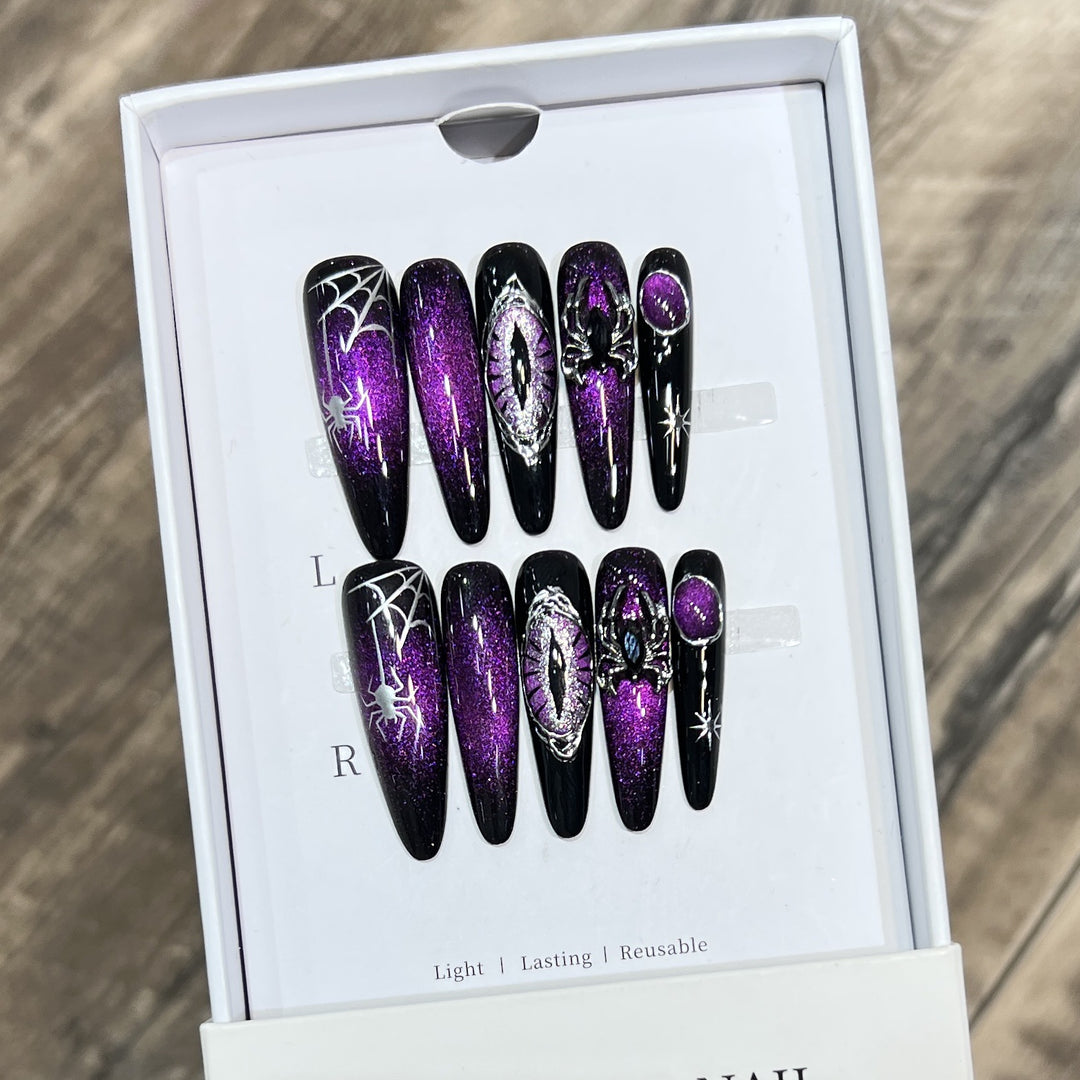 Gothic-Themed Halloween Press-On Nail Set