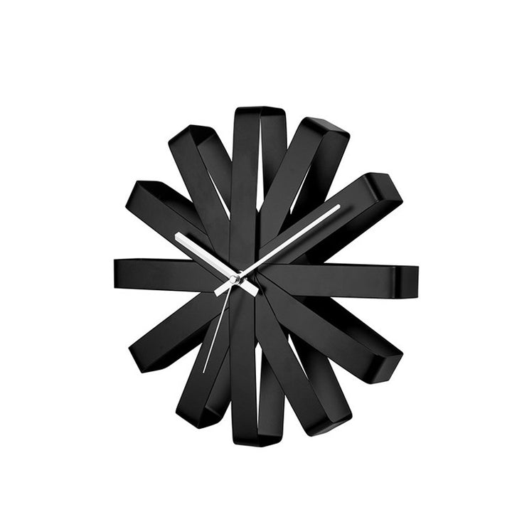 Künstlerische kinetische Wanduhr