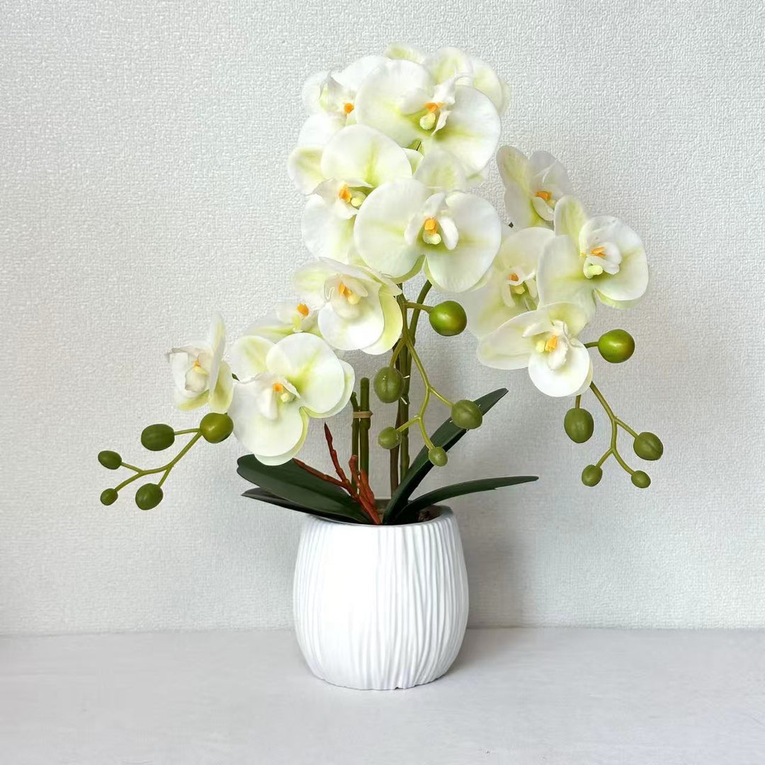 Realistische Orchideen Blumenarrangement
