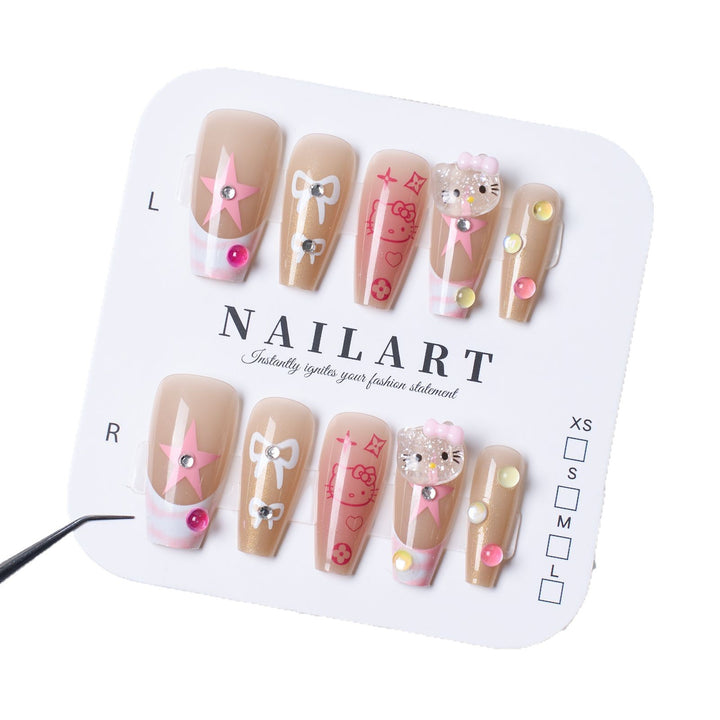Süßes Charakter-Themen Press-On Nagelset Karnz