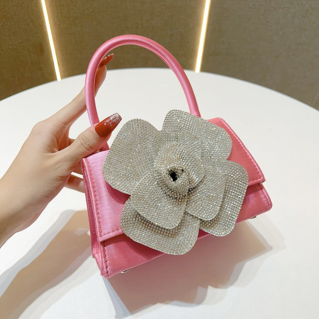 Blumenverziertes Satin-Handtasche