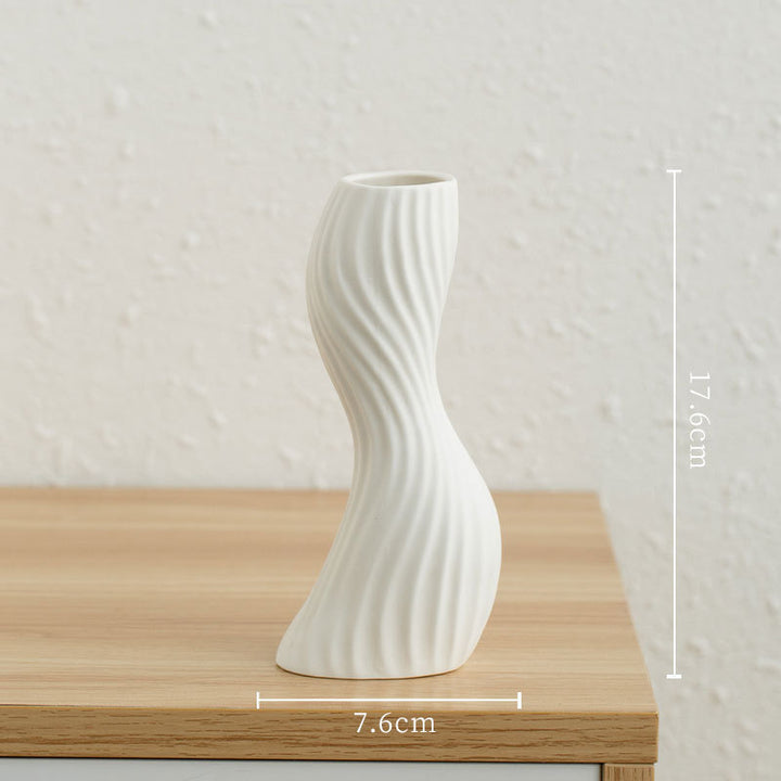 Skulpturale Dekorative Vase Karnz
