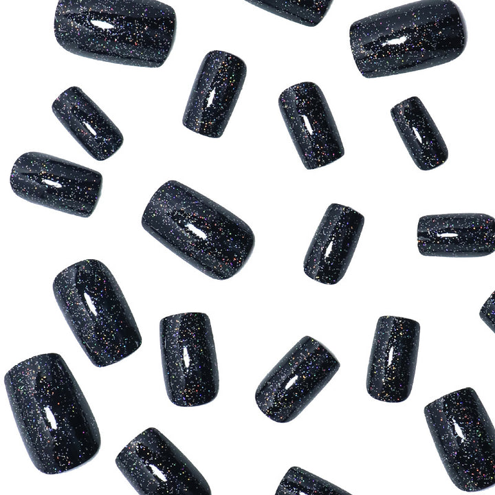 Glitzernde Nagelkunst-Verzierungen Karnz