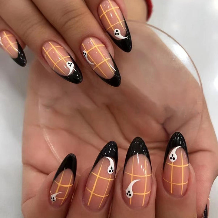 Künstlerische Geister-Themen Press-On Nageltips Karnz