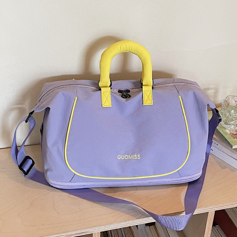 Reis Tasche