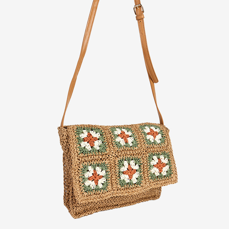 Damen Handtasche aus geflochtenem Naturmaterial mit bunten Applikationen Karnz