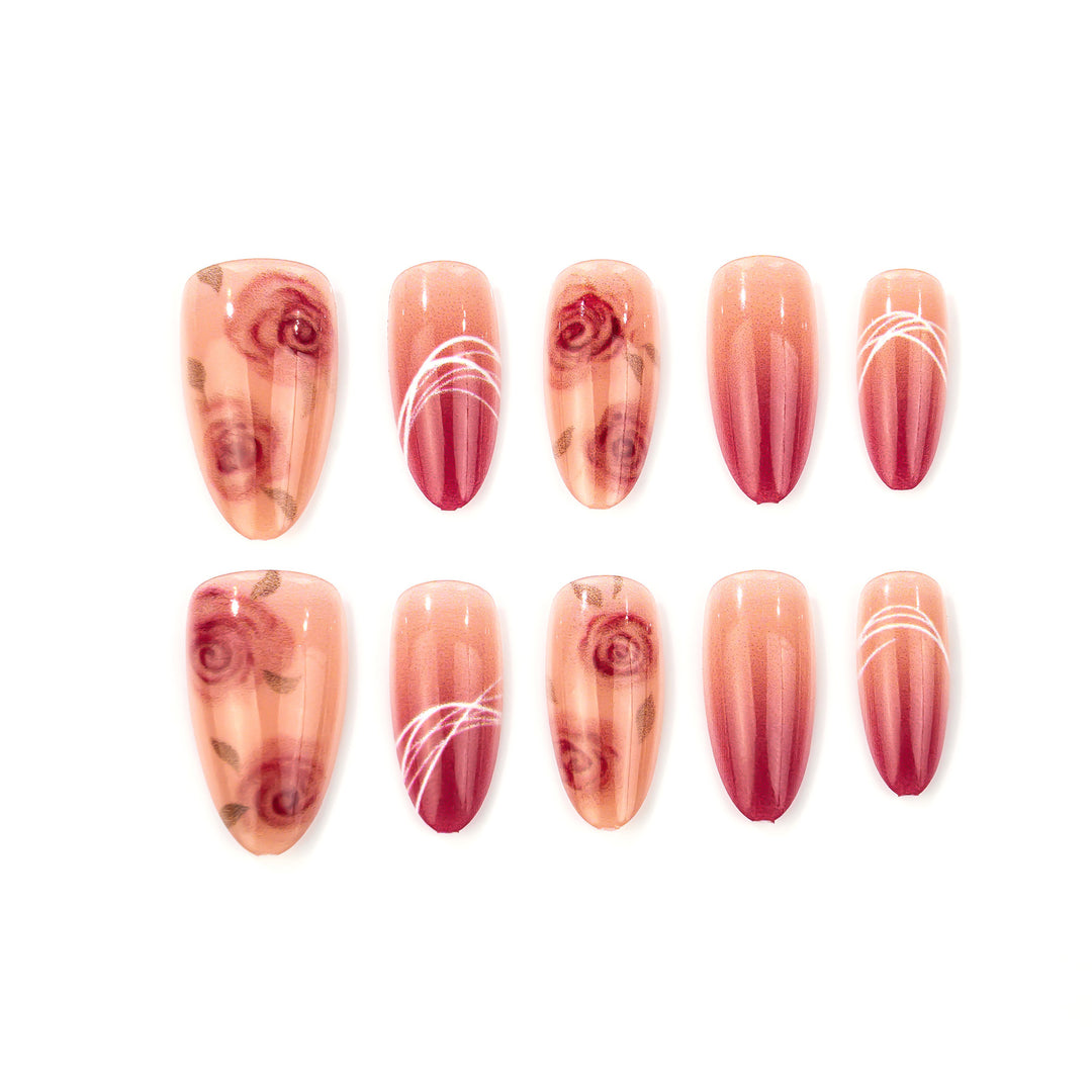 Elegante Blumenmuster-Press-On-Nagelkunst Karnz