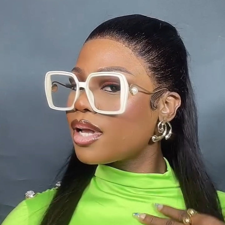 Damen modische quadratische Brille mit elegantem Metallrahmen und einzigartigen Akzenten Karnz