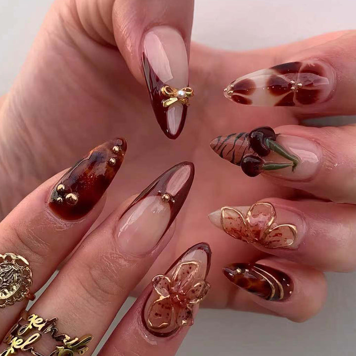 Dekorative 3D Nagelkunst Extensions Karnz