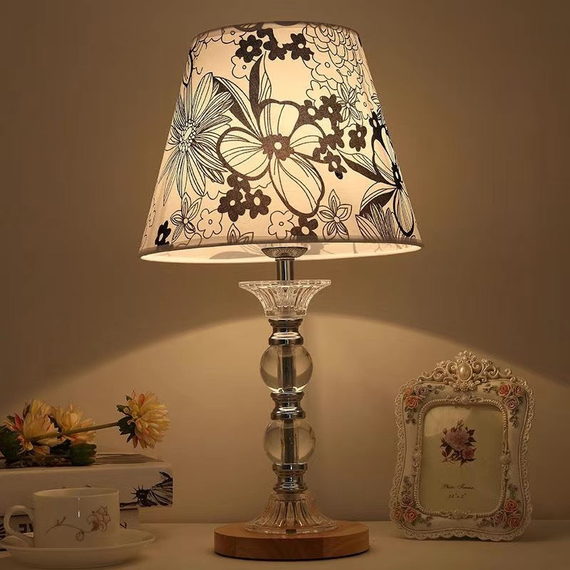 Elegante Blumenmuster Akzent Tischlampe
