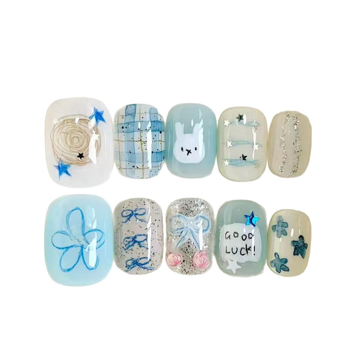 Kreatives thematisiertes Press-On Nail Art Set Karnz