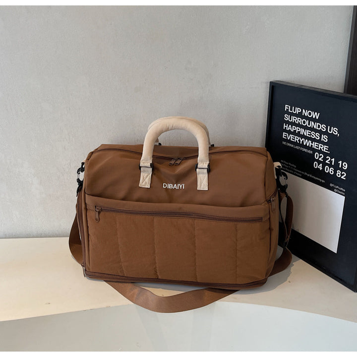 Funktionaler Wochenend-Duffle Karnz