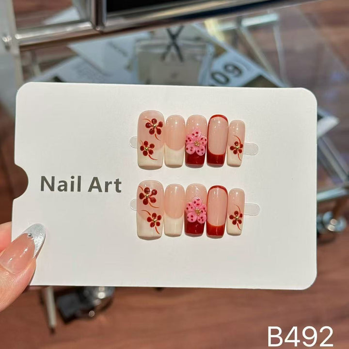 Dekorative Blumen Press-On Nagelkunst