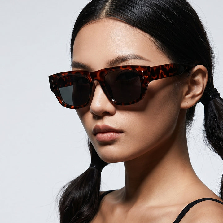 Damen modische Sonnenbrille im trendigen Rechteck-Design Karnz
