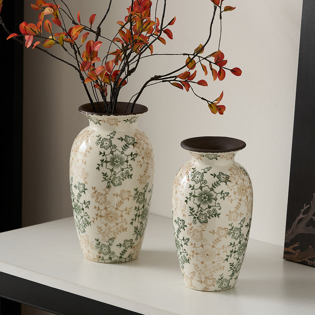 Dekorative Porzellanvase mit floralem Design Karnz