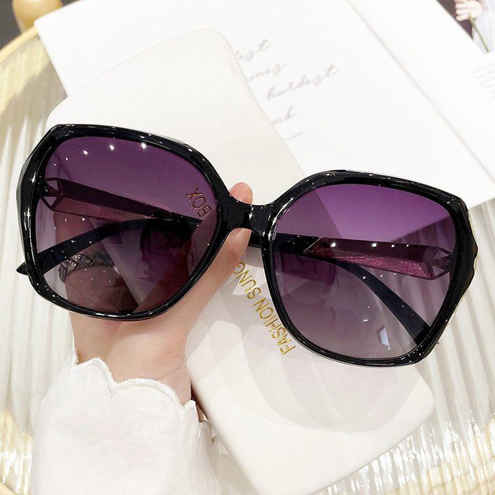 Damen oversized Sonnenbrille im eleganten Schmetterlingsdesign Karnz