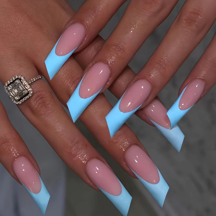 Moderne Geometrische Press-On Nagelkunst Karnz