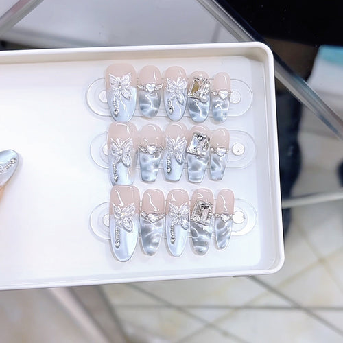 Schmetterling-Verzierte Press-On Nagelset Karnz