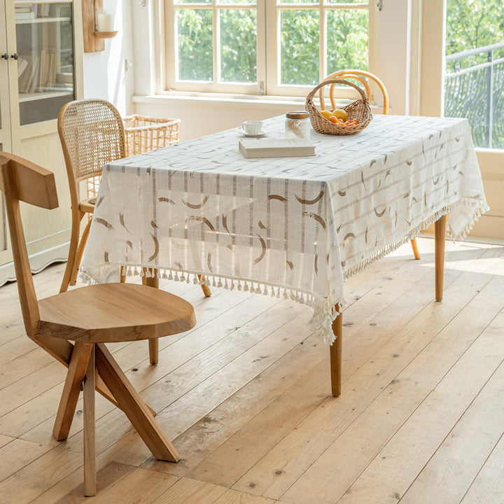 Dekorative Quasten Tischdecke