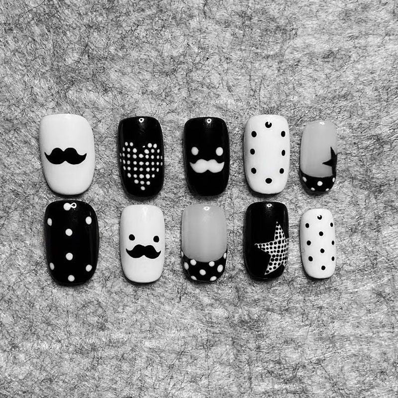 Künstlerische Themen Nageldesign Kollektion Karnz