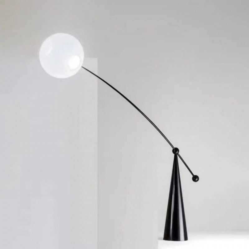Moderne Stehlampe
