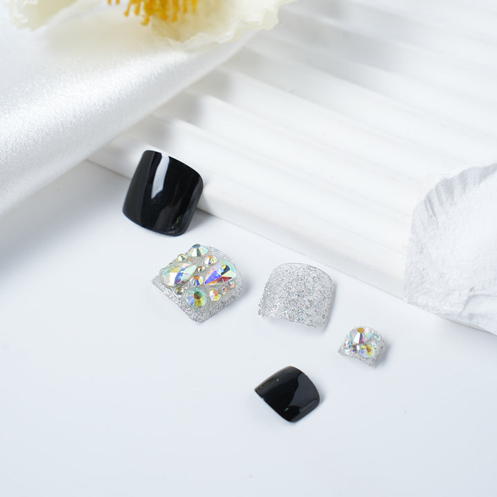 Dekorativer Glam Press-On Nagelset Karnz