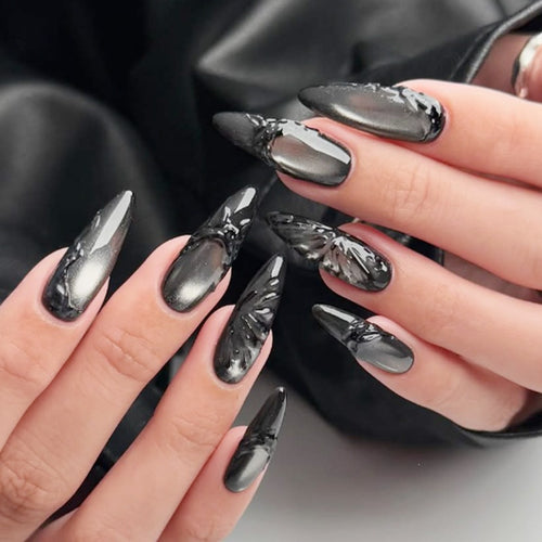 Kreatives Kunstnagelset mit elegantem Design und unterschiedlichen Formen Karnz