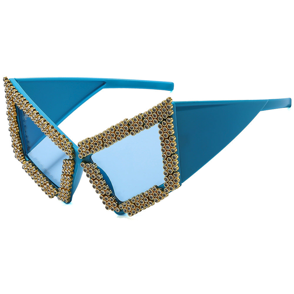 Damen Sonnenbrille im extravaganten Design mit luxuriösem Strassbesatz Karnz