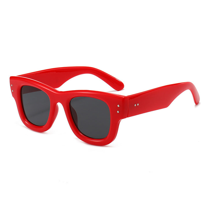 Retro-inspirierte auffällige Rahmen-Sonnenbrille Karnz