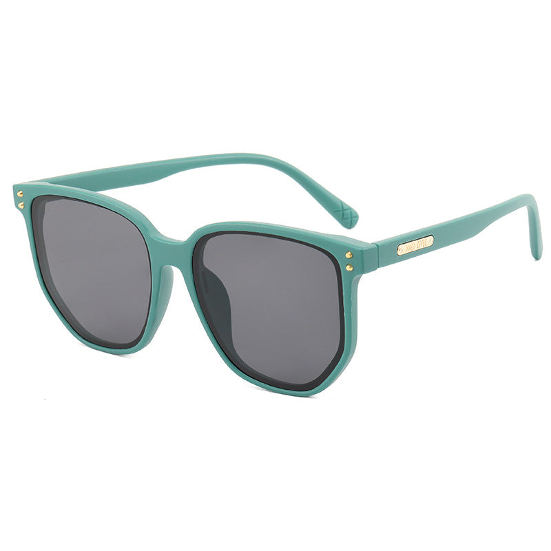 Damen modische Oversized-Sonnenbrille mit robustem Kunststoffrahmen Karnz