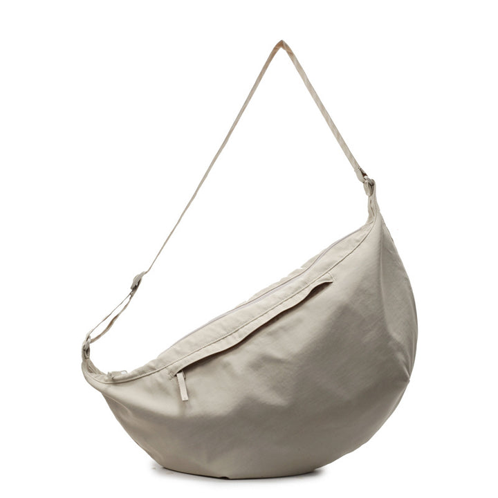 Zeitgenössische Schultertasche Karnz