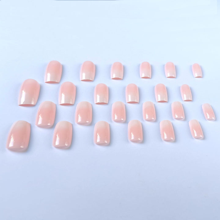 Elegante Ombre Nagelverlängerungen