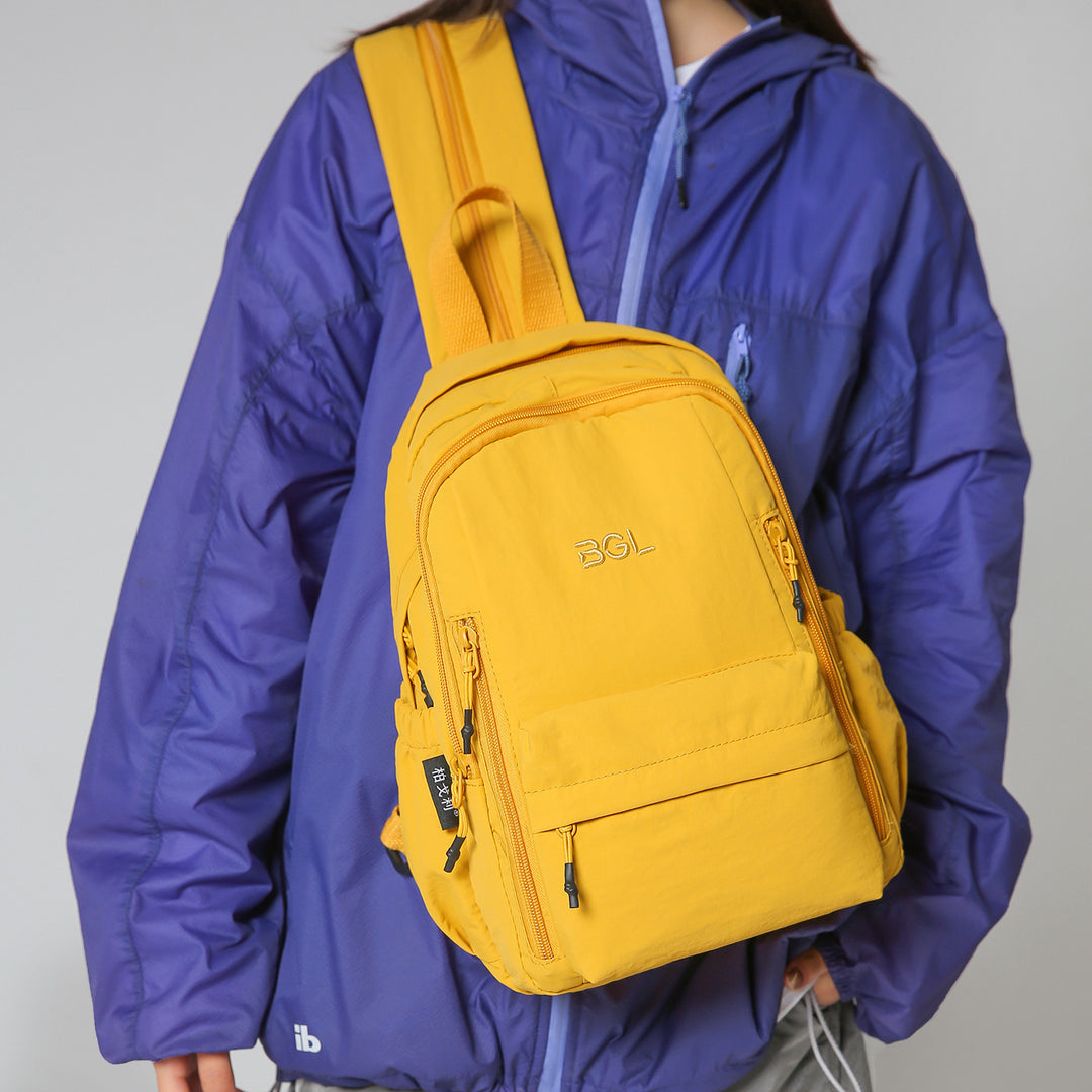 Leichter Messenger Rucksack Karnz