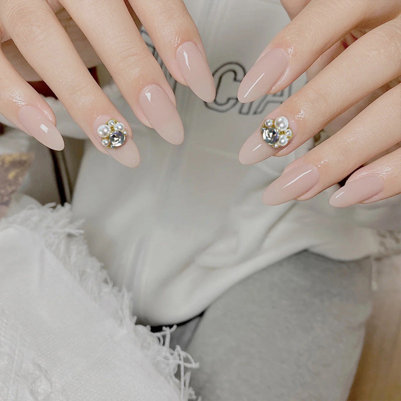 Glamouröse Nageldesigns Karnz