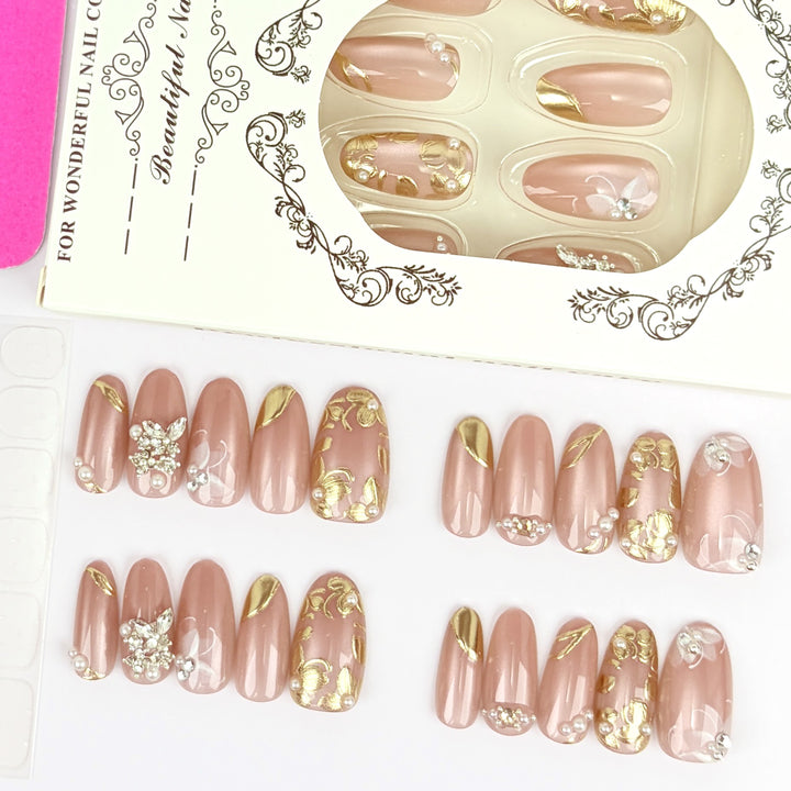 Kunstnagelset Karnz