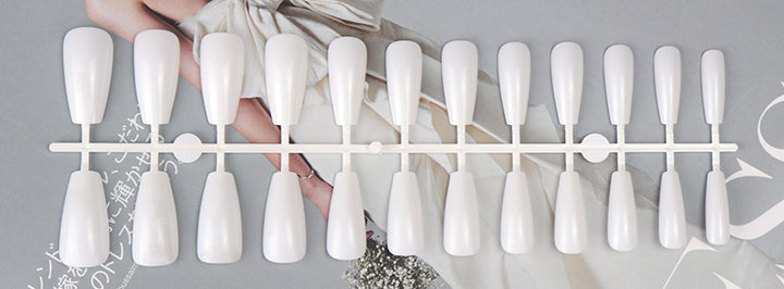 Natural Shape Press-On Nail Set Karnz
