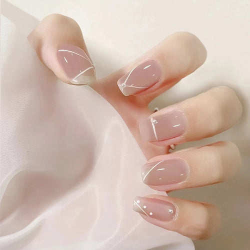 Eleganter dekorativer Press-On-Nagelset