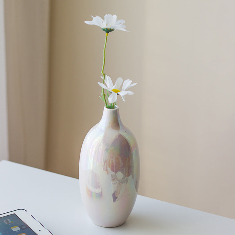 Elegante glänzende Keramikvase