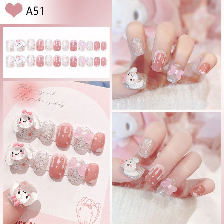 Dekorative florale Press-On-Nagelspitzen Karnz